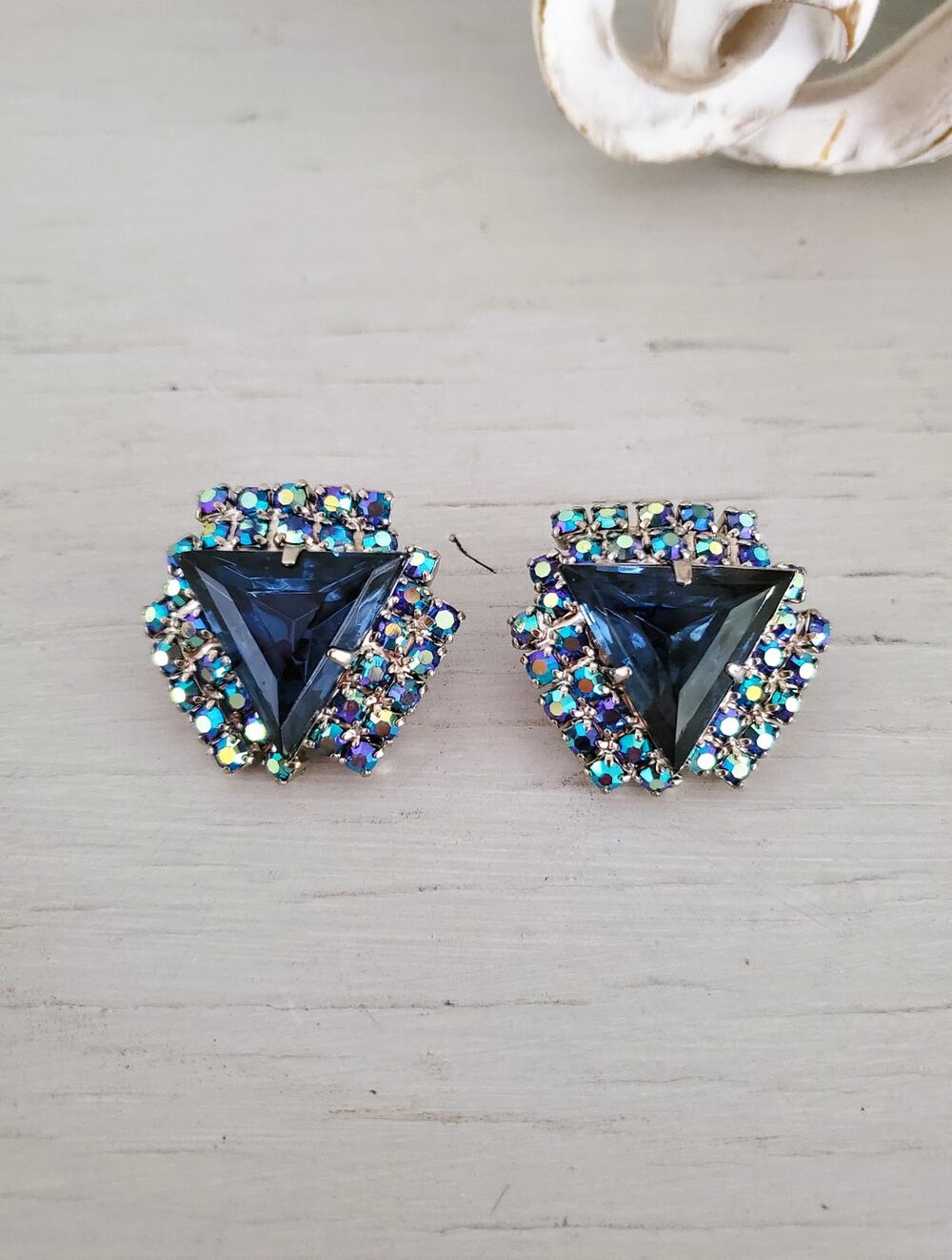 Vintage 1980s Blue AB Rhinestone Clip On Earrings